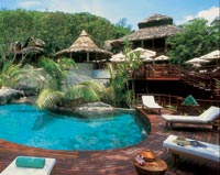Luxury swimming facilities in the Seychelles